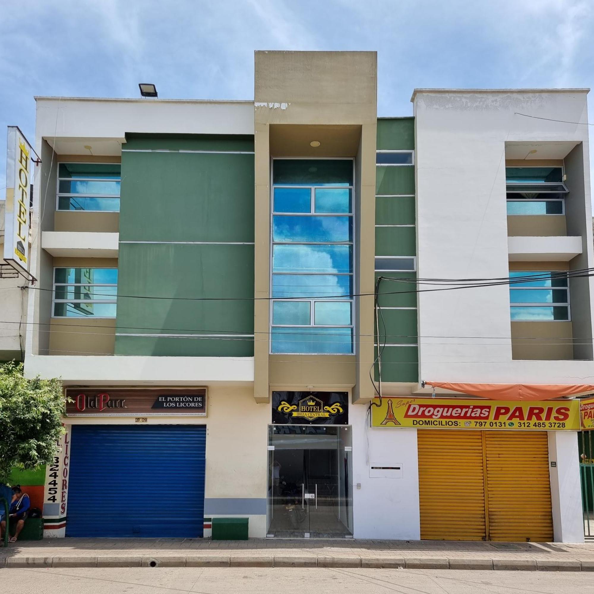 Hotel Ibiza Central Montería エクステリア 写真